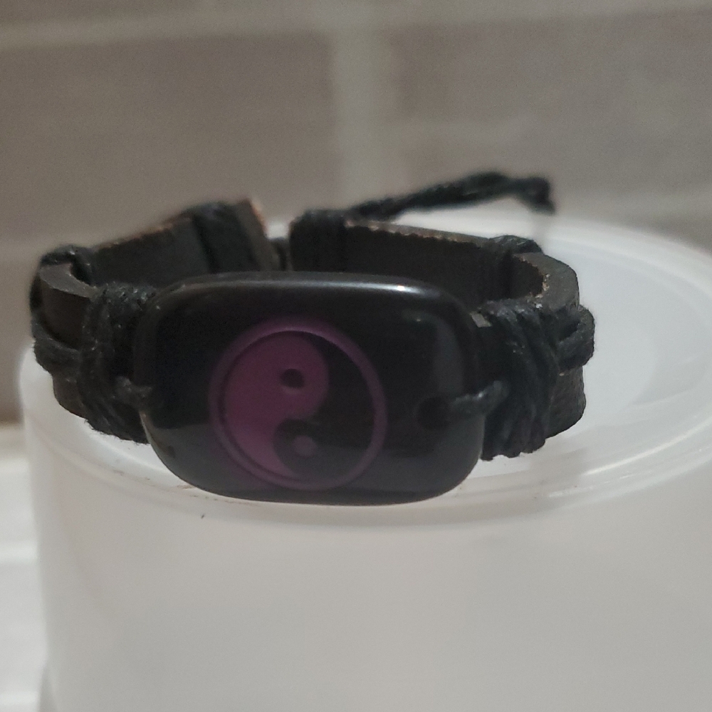 Best Friend Leather Black and Purple Yin Yang Bracelet